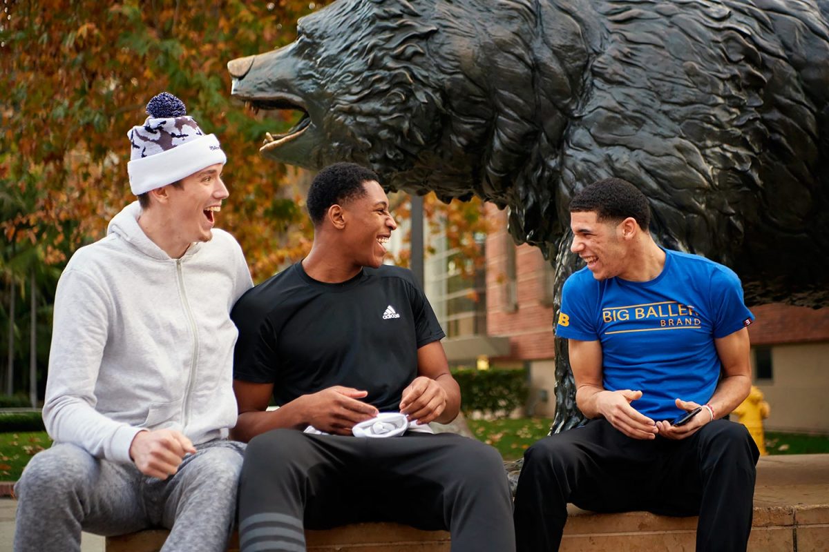 2017-UCLA-Mens-basketball-behind-the-scenes-SI684_TK1_00059.jpg